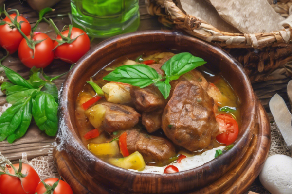 Tradicionalna Srpska Kuhinja: Priprema Domaćeg Hleba